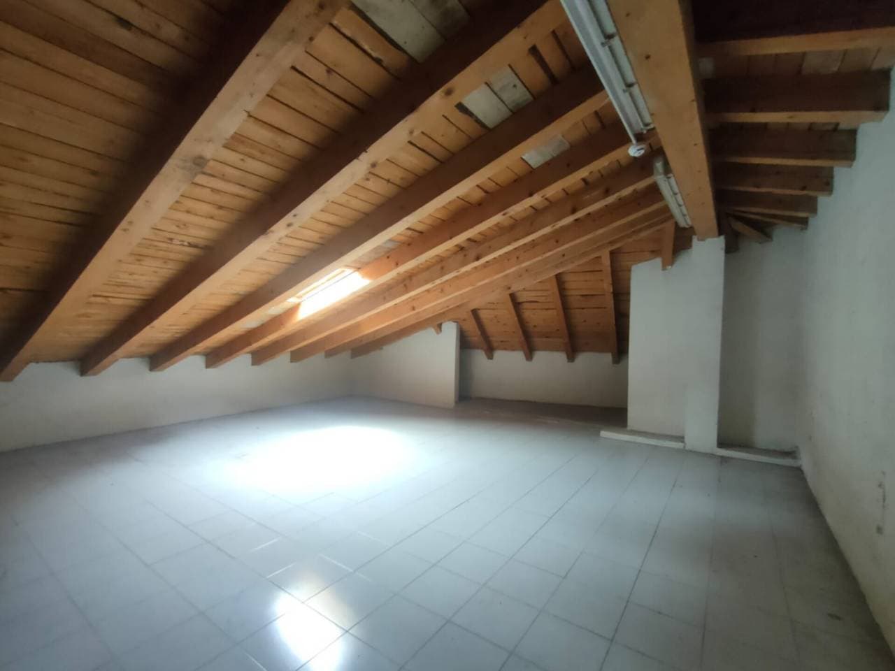 Local de lloguer a Les Escaldes-Engordany - Thumbnail 5