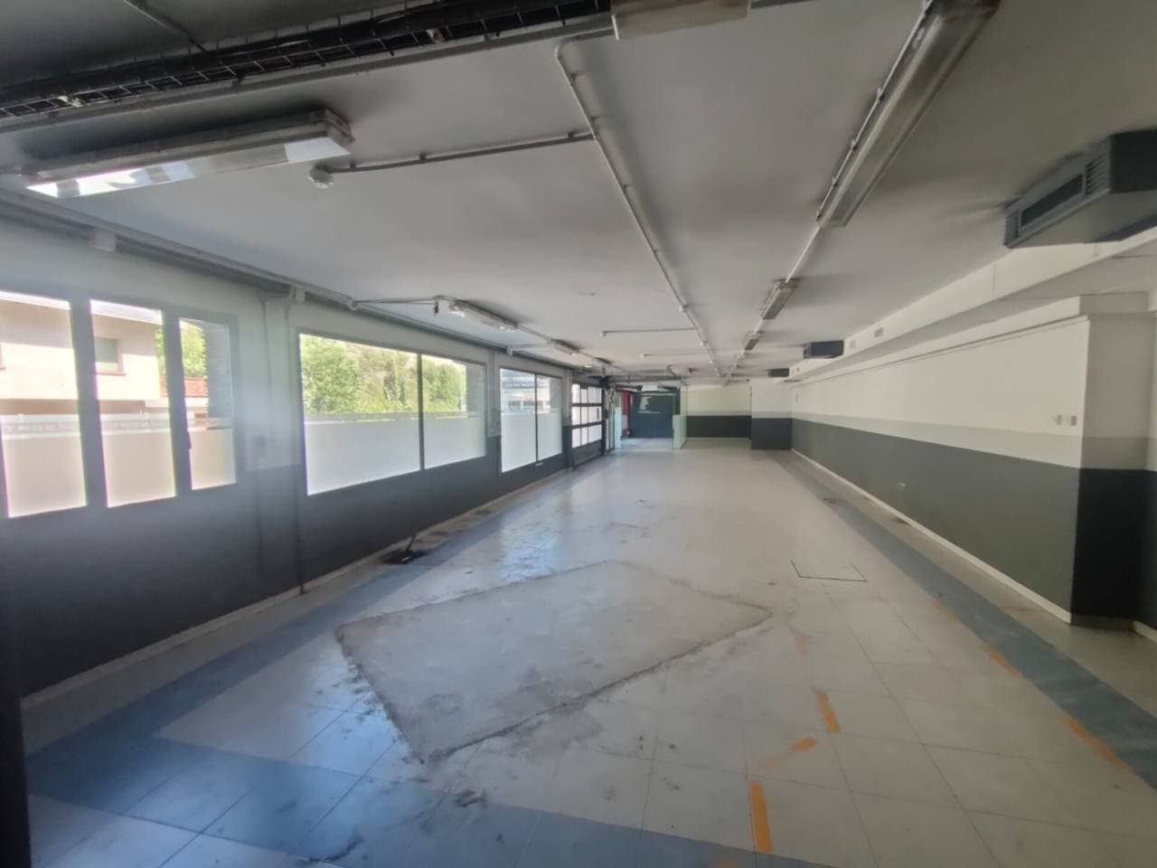 Local de lloguer a Les Escaldes-Engordany - Thumbnail 25