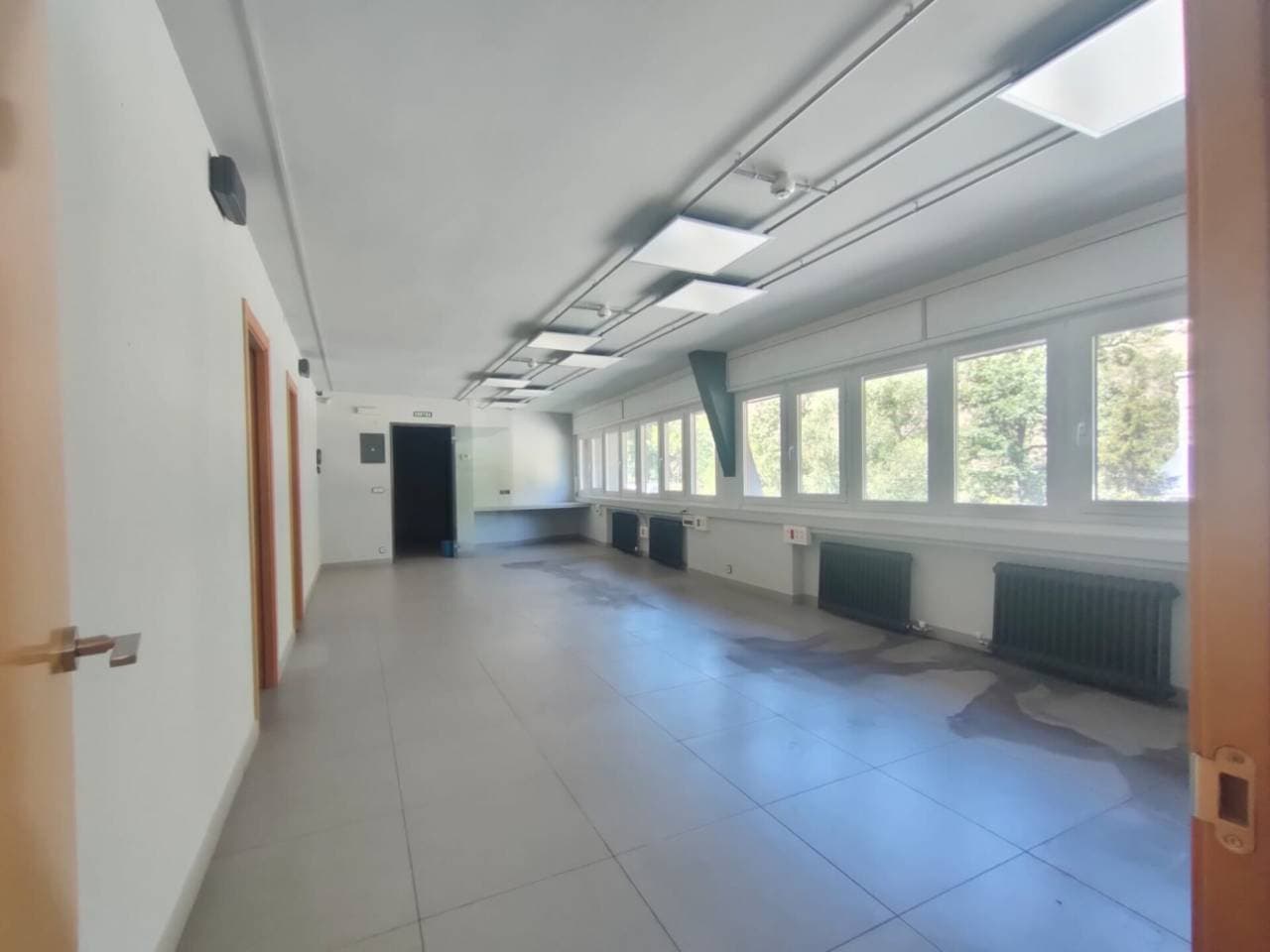 Local de lloguer a Les Escaldes-Engordany - Thumbnail 24