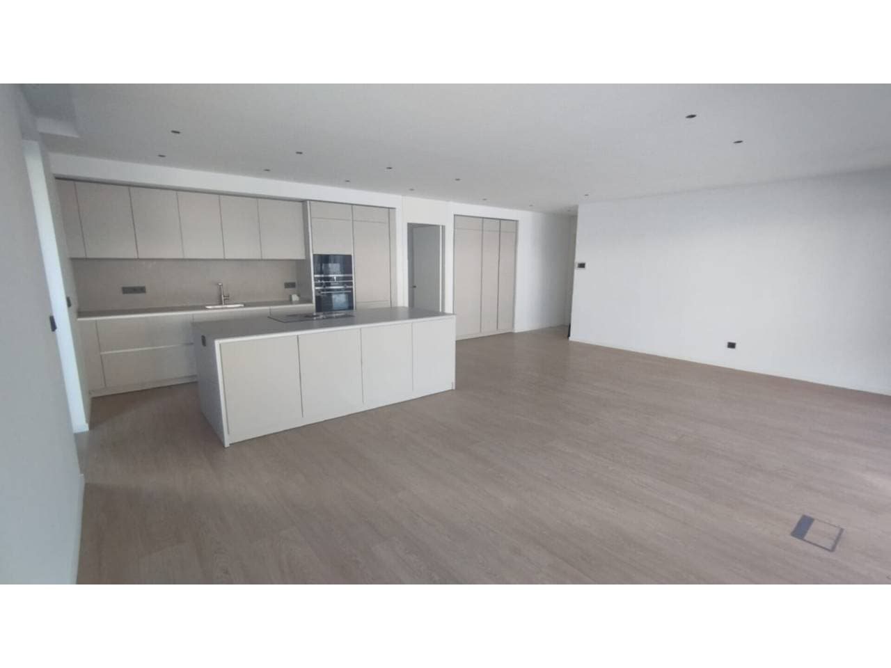 OPORTUNITAT ÚNICA HABITATGE DE LUXE AL CENTRE - Thumbnail 3