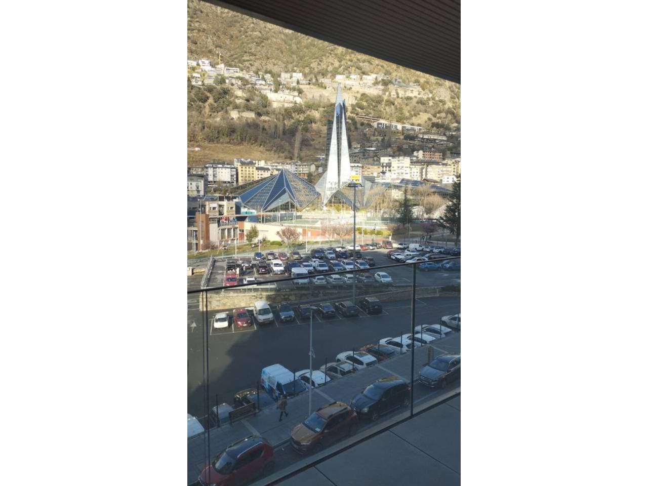 OPORTUNITAT ÚNICA HABITATGE DE LUXE AL CENTRE - Image 1