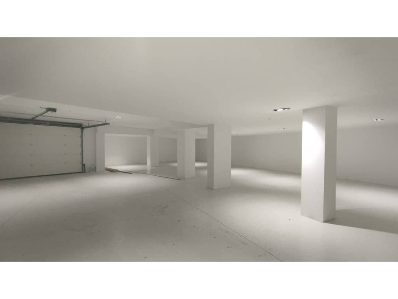 Espectacular xalet de nova construcció situat a la prestigi... - Thumbnail 36