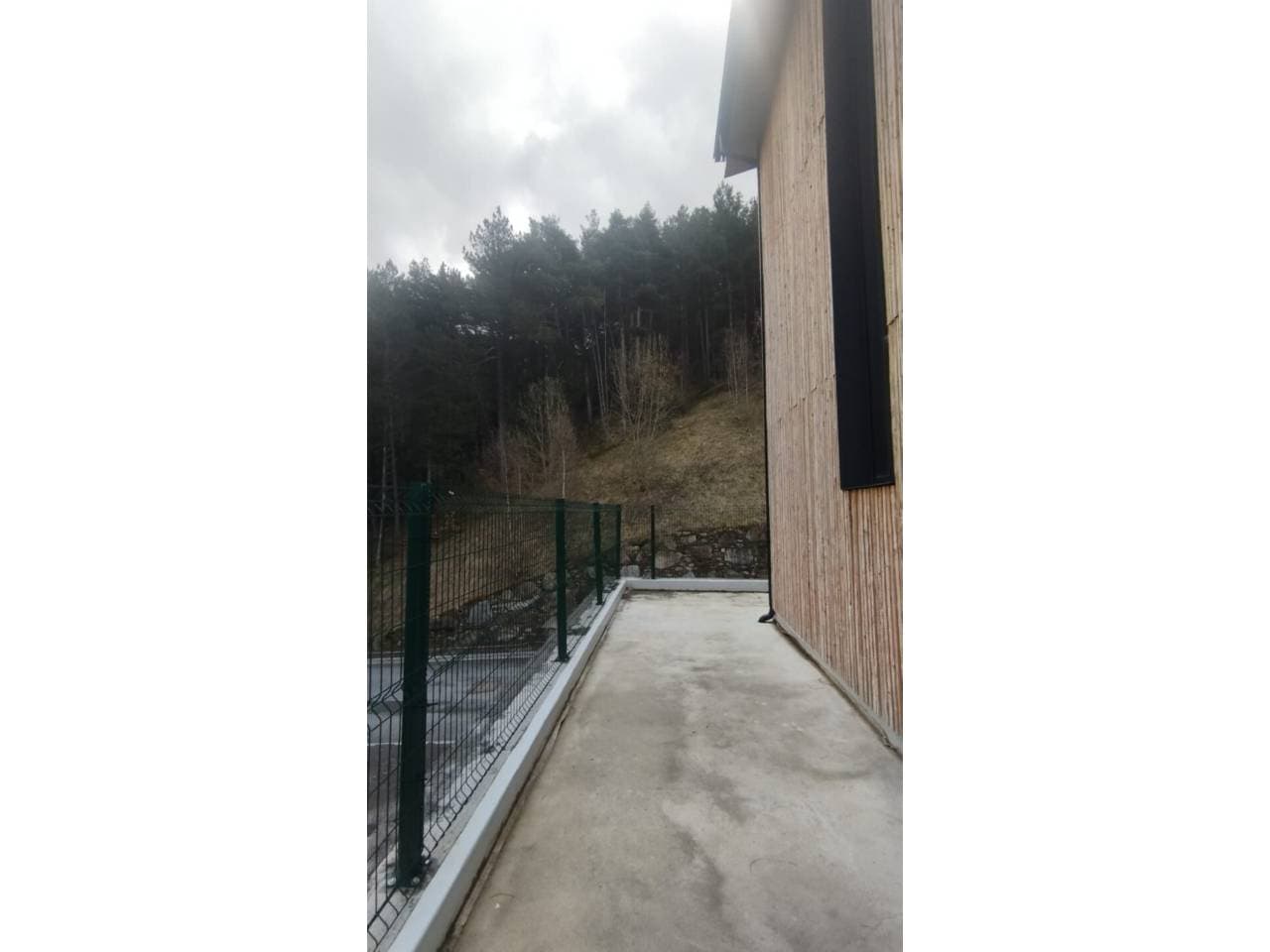 Espectacular xalet de nova construcció situat a la prestigi... - Thumbnail 47