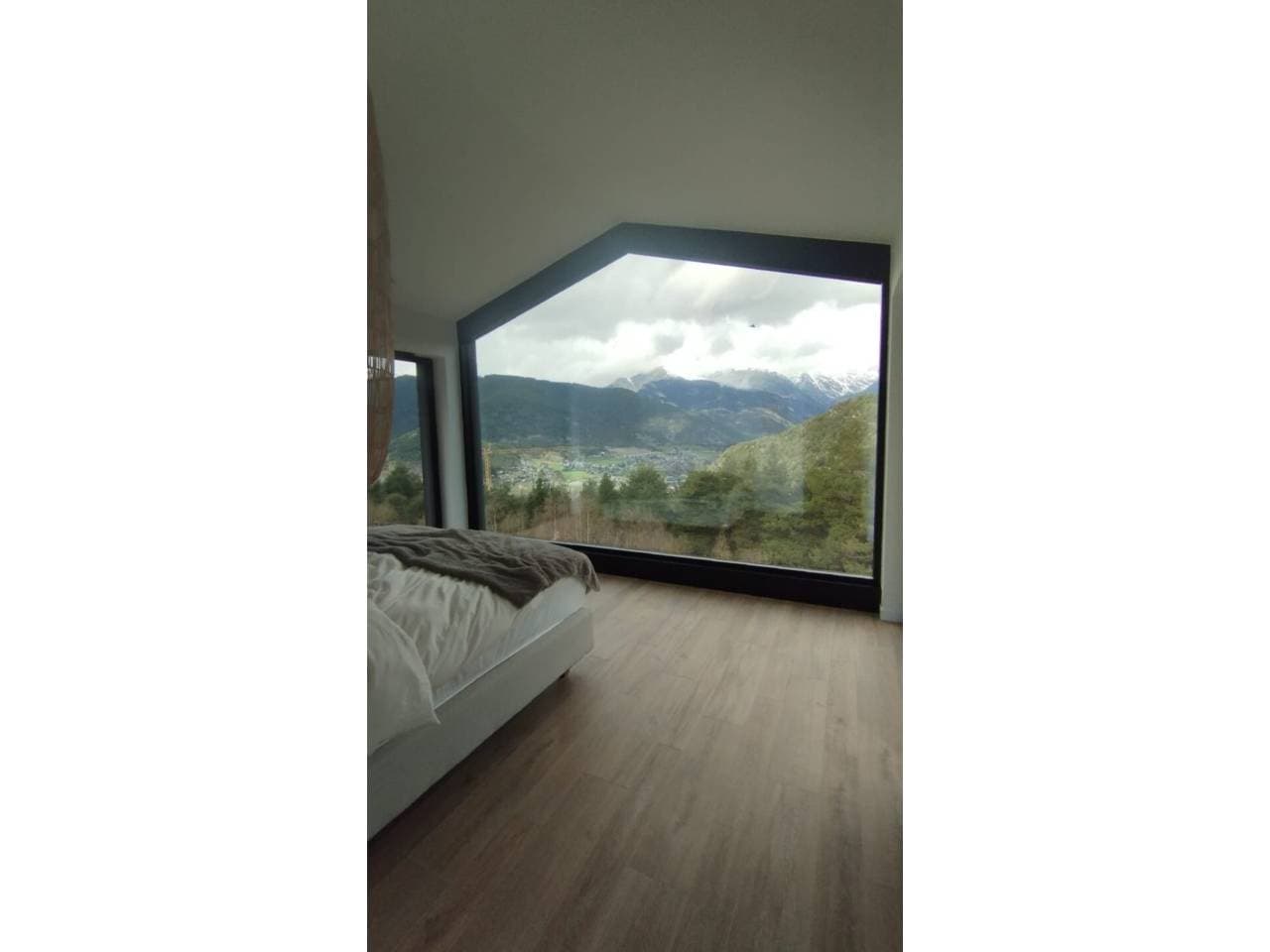 Espectacular xalet de nova construcció situat a la prestigi... - Thumbnail 29