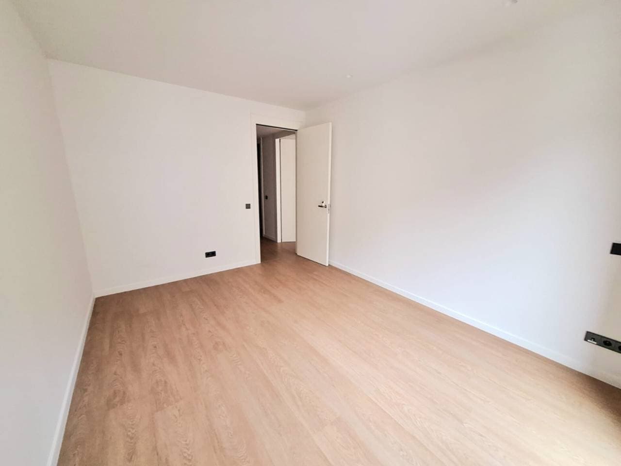 Venda planta baixa - Thumbnail 4