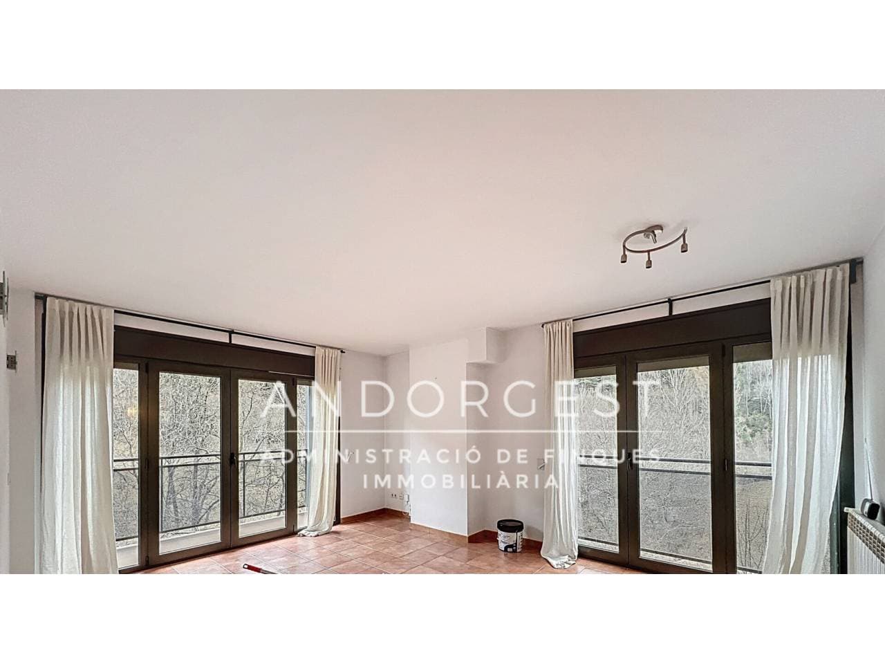 Pis en lloguer en La Cortinada - Image 1