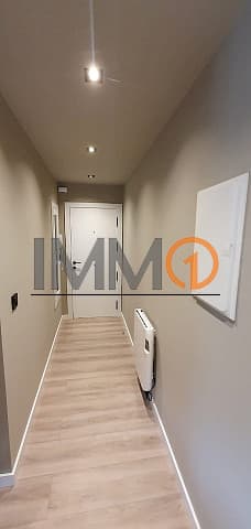 Es lloga dúplex totalment reformat i moblat al C - Thumbnail 10