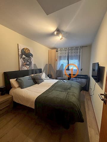 En ven fantàstic pis a la Cortinada, amb una sup - Thumbnail 11