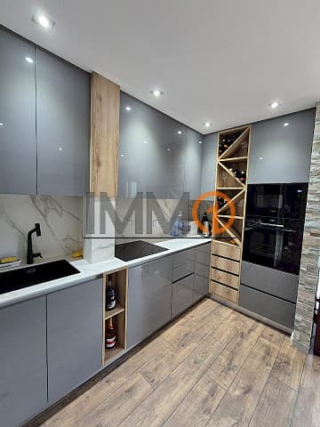 En venda bonic pis reformat a Montferrer – Cast - Thumbnail 11