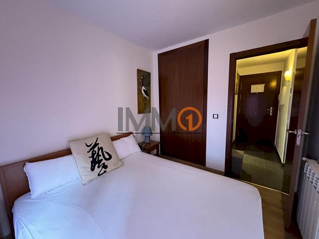 Es lloga per temporada d’hivern pis d’uns 110 - Thumbnail 9