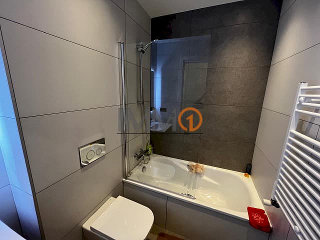 Es lloga per temporada a Arinsal pis de 80 m2 dis - Thumbnail 12