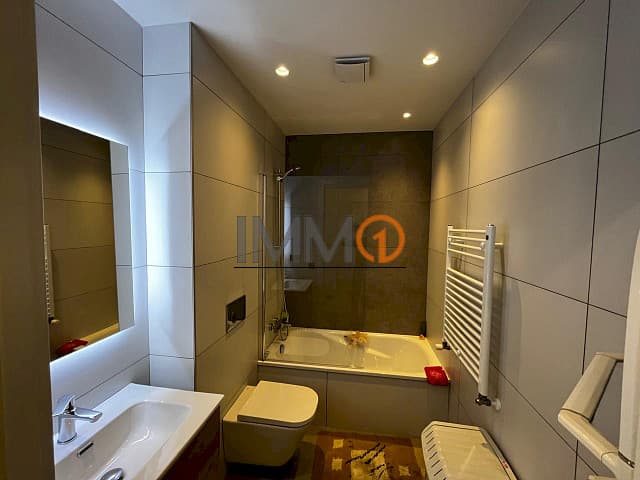 Es lloga per temporada a Arinsal pis de 80 m2 dis - Thumbnail 13