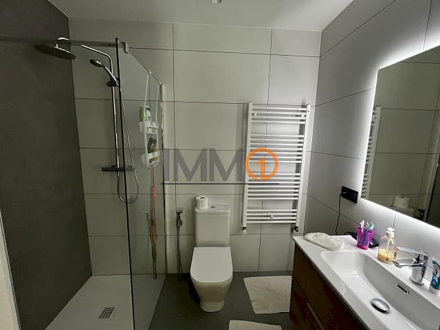 Es lloga per temporada a Arinsal pis de 80 m2 dis - Thumbnail 18