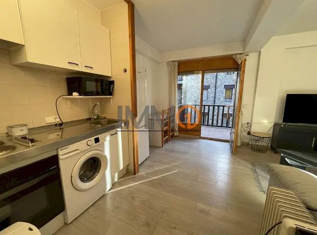 En venda a Canillo, a la Ctra. del Forn, pis ubic - Image 1