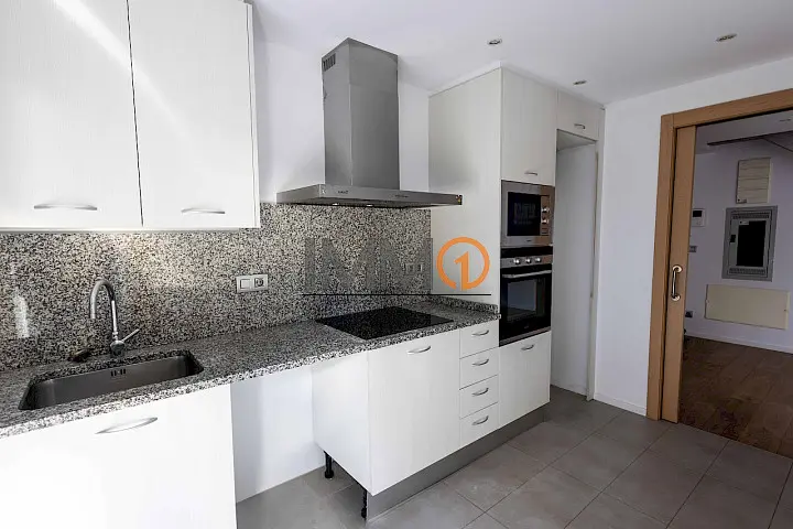 En lloguer fantàstic pis dúplex en venda d’ u - Thumbnail 2