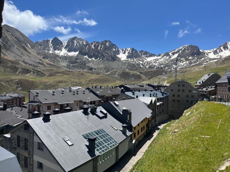 apartament amb vistes i parquing al Pas de La Casa - Thumbnail 6