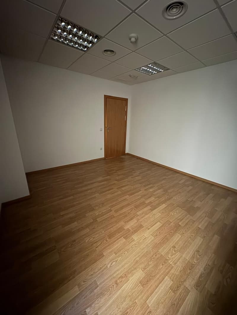 LLOGUER LOCAL A ANDORRA LA VELLA - Thumbnail 2