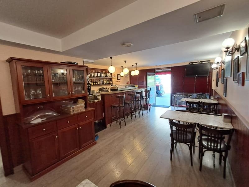 BAR RESTAURANT EN TRASPAS - Image 1