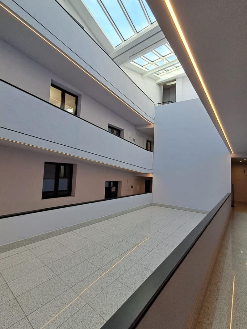 ES LLOGA DESPATX A ANDORRA LA VELLA - Thumbnail 5