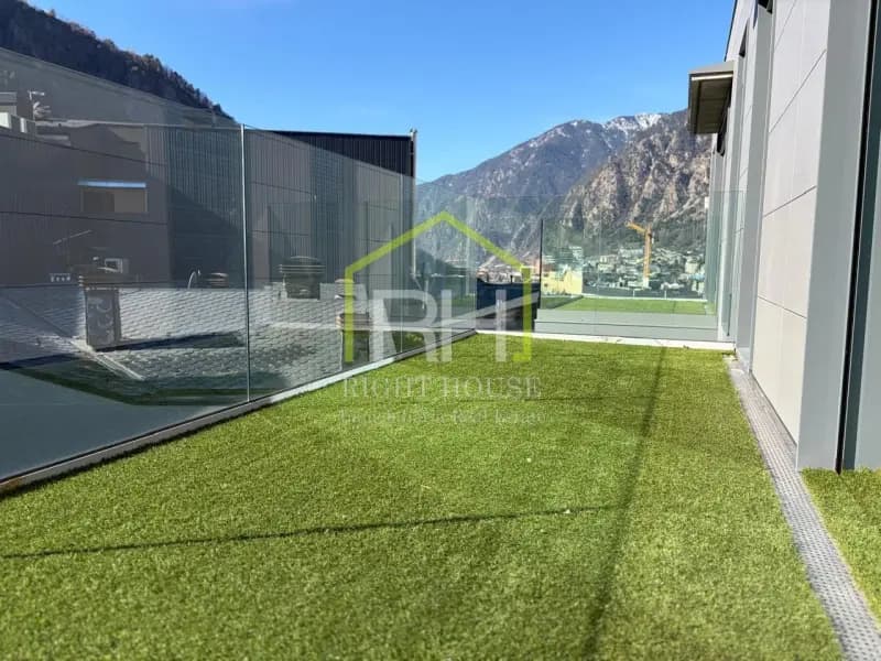 Pis d'obra nova en lloguer - Thumbnail 2