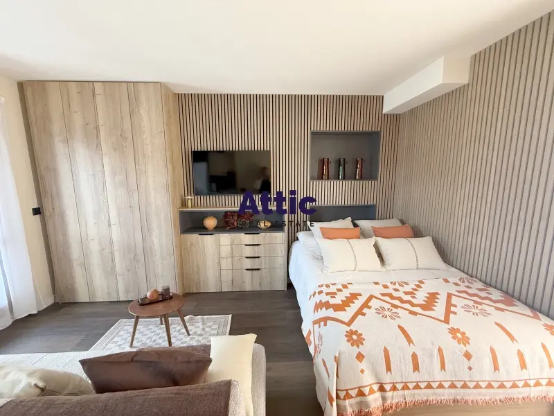 Descobreix aquest exclusiu estudi - Thumbnail 8