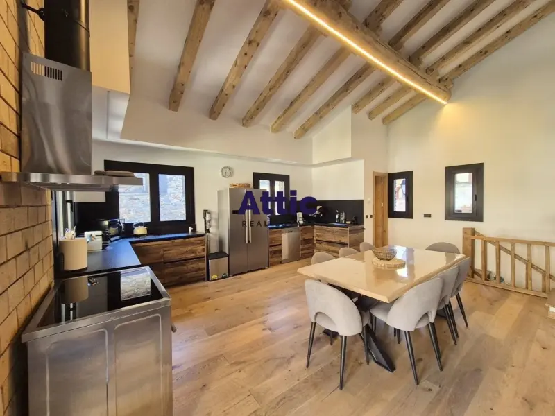 Cassa adossada d'alt standing en lloguer