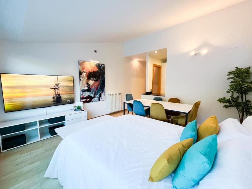 18 Carrer Prada Motxilla Piso 5 puerta 2, AD500 Andorra la Vella, Andorra - Thumbnail 2