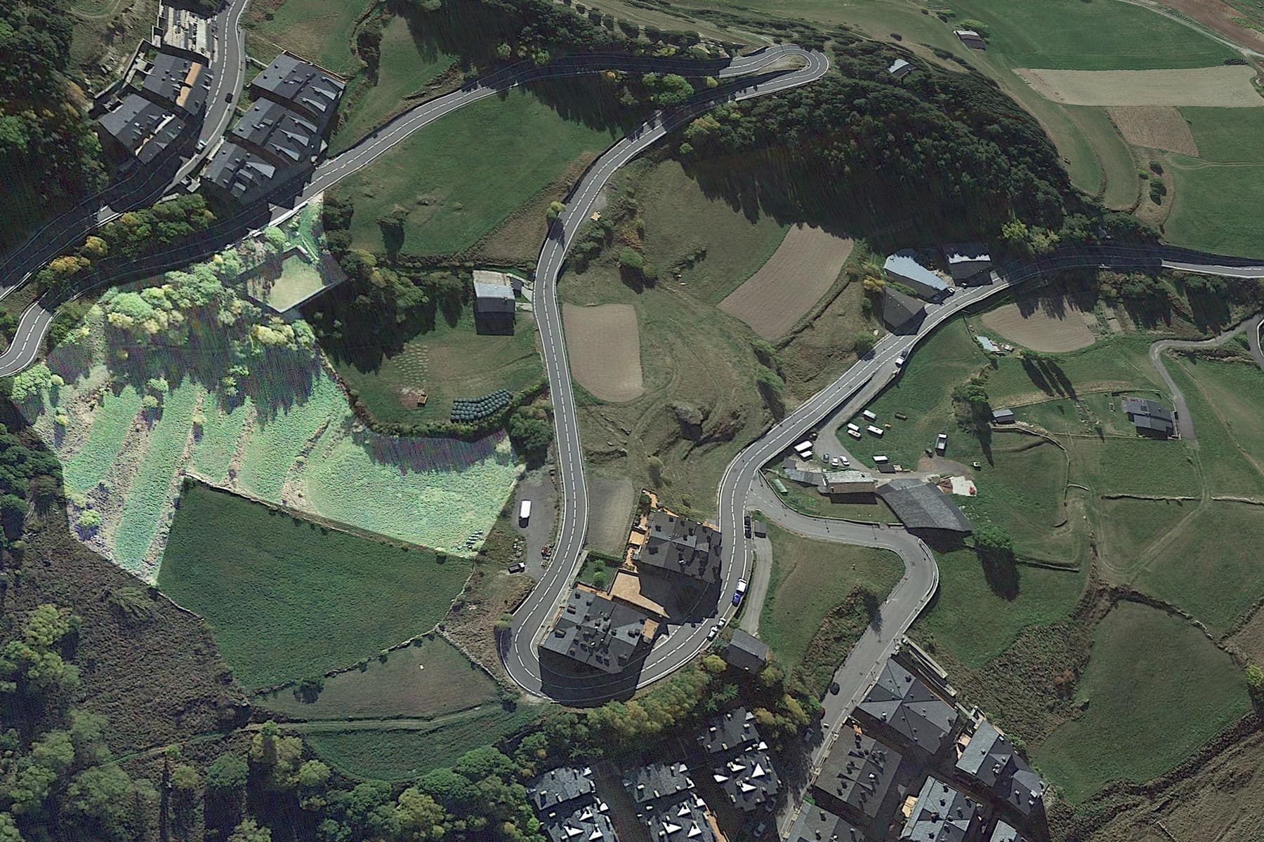 Descobreix aquest espectacular terreny de 9.805 m? - Thumbnail 2