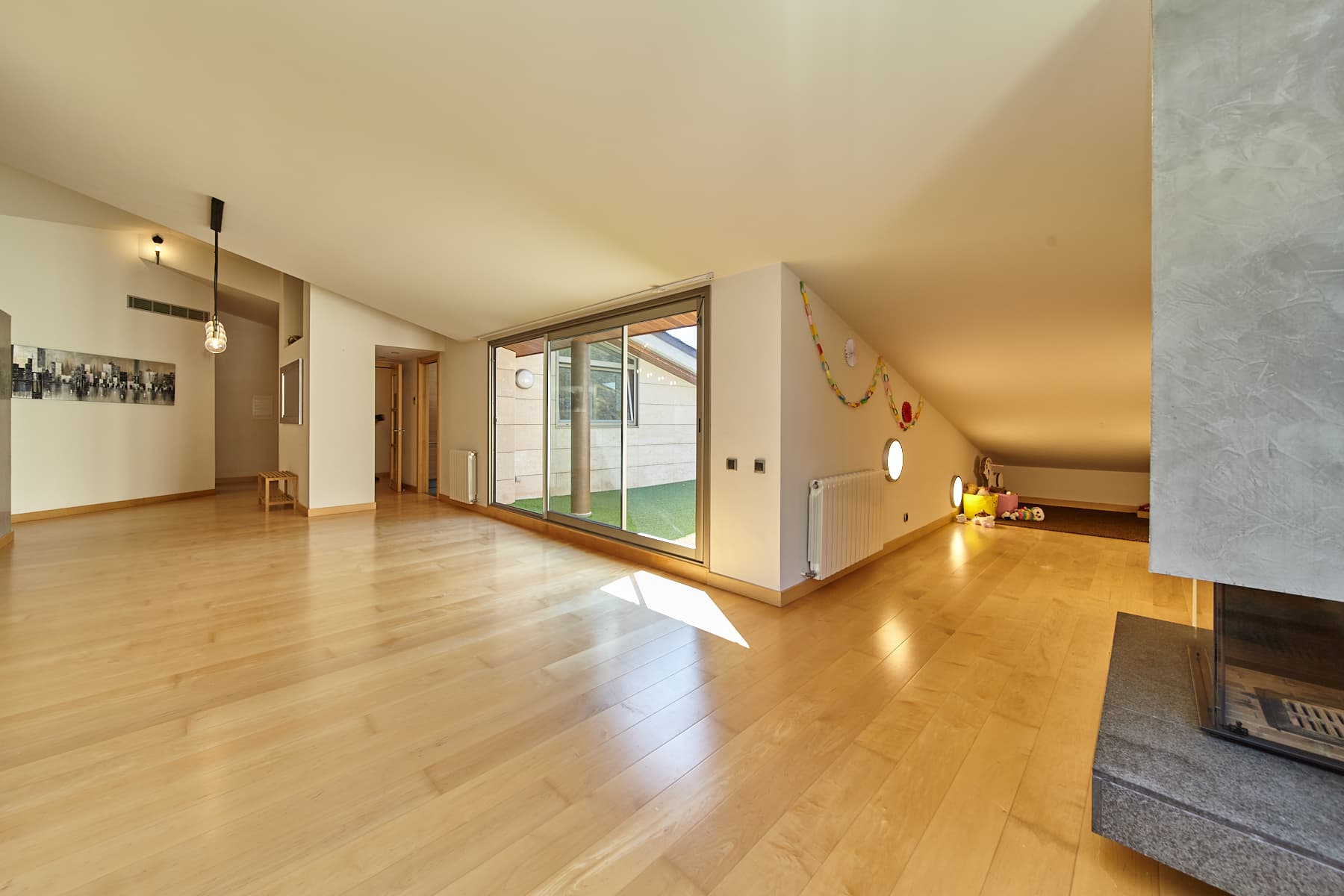 Impressionant àtic de luxe disponible per a llogu - Thumbnail 2