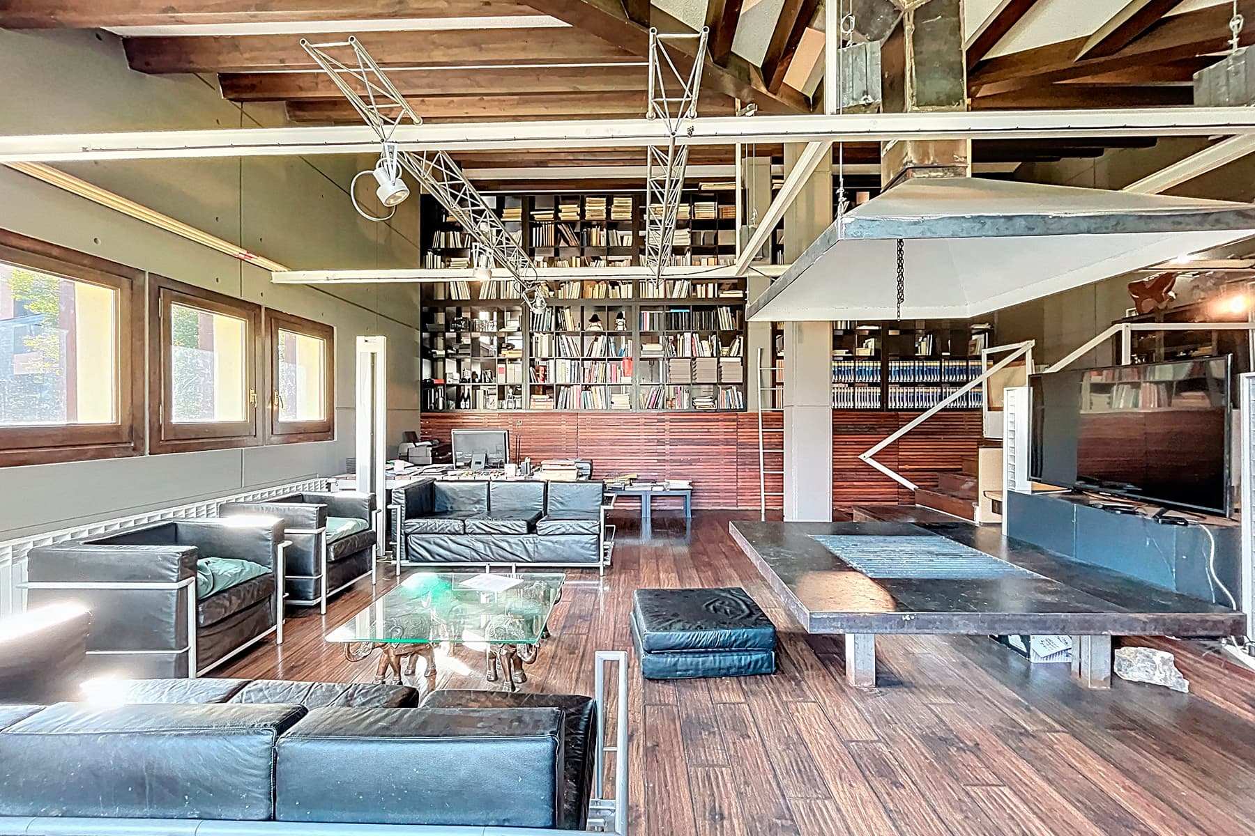 Descobreix aquesta impressionant casa situada a La - Thumbnail 2