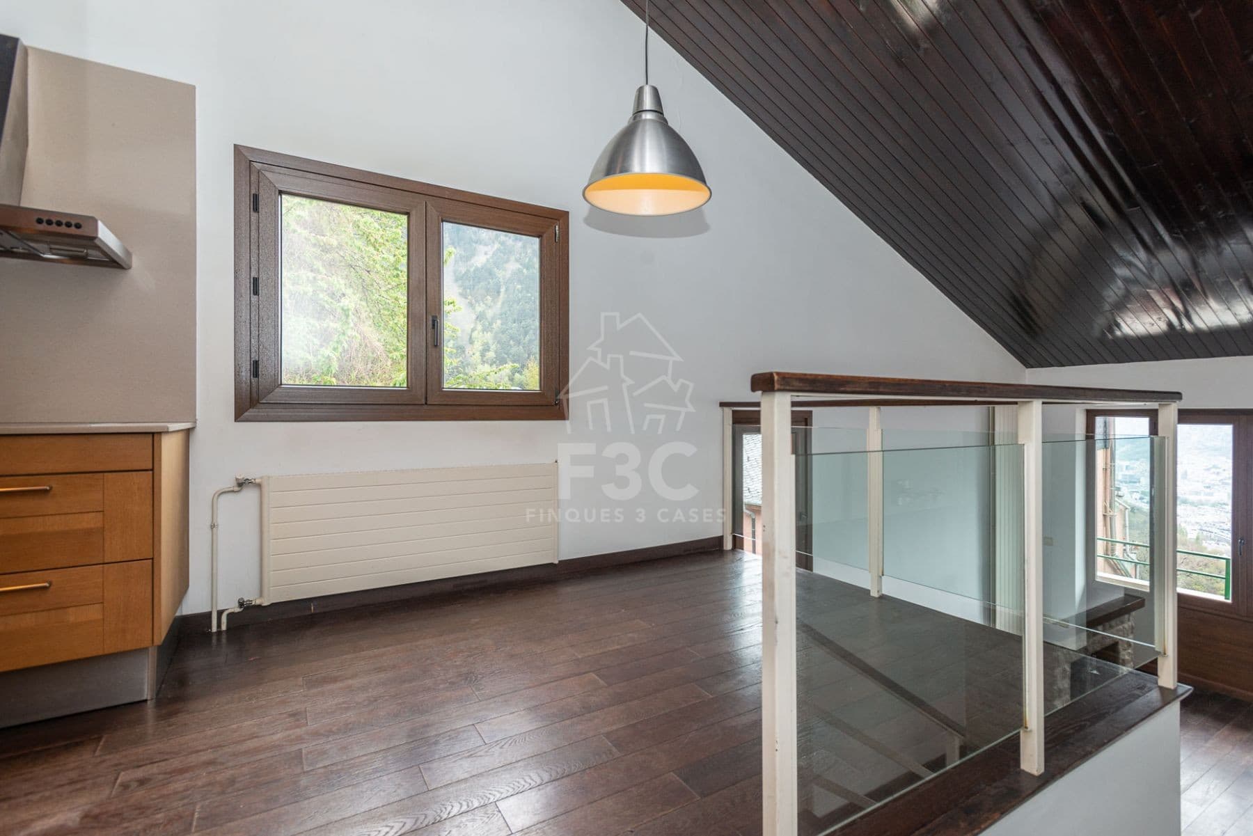 En un conjunt residencial tranquil i assolellat de - Thumbnail 5