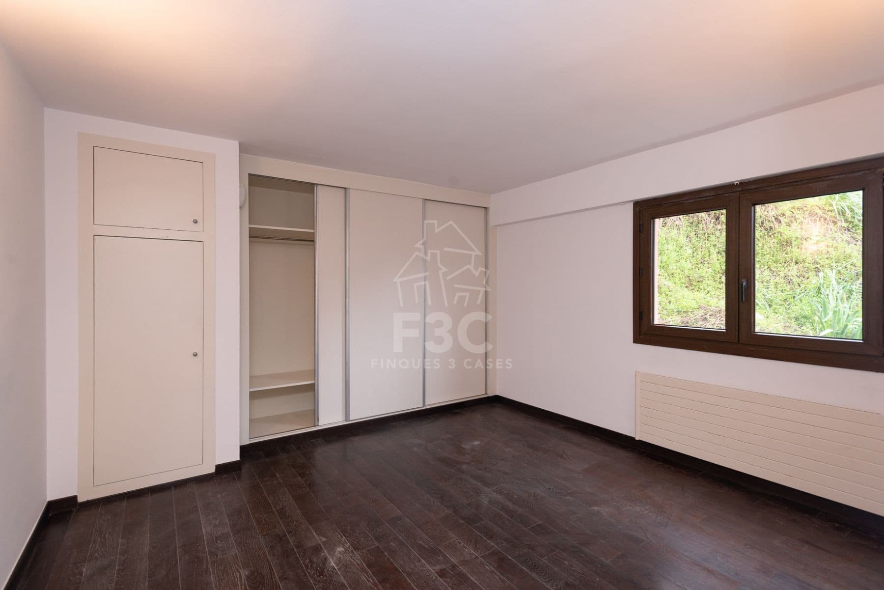 En un conjunt residencial tranquil i assolellat de - Thumbnail 15