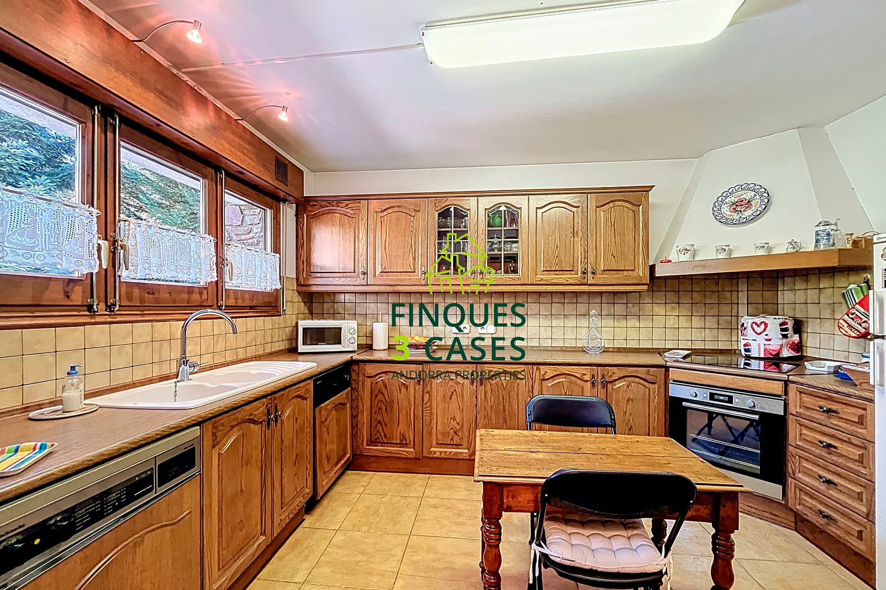 Gaudeix d’aquesta excel·lent oportunitat de com - Thumbnail 8