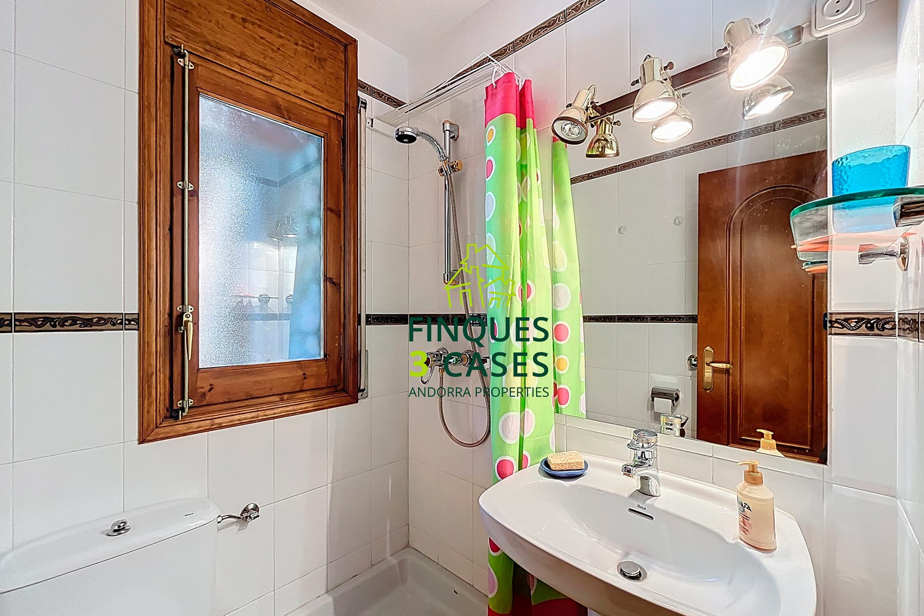 Gaudeix d’aquesta excel·lent oportunitat de com - Thumbnail 26