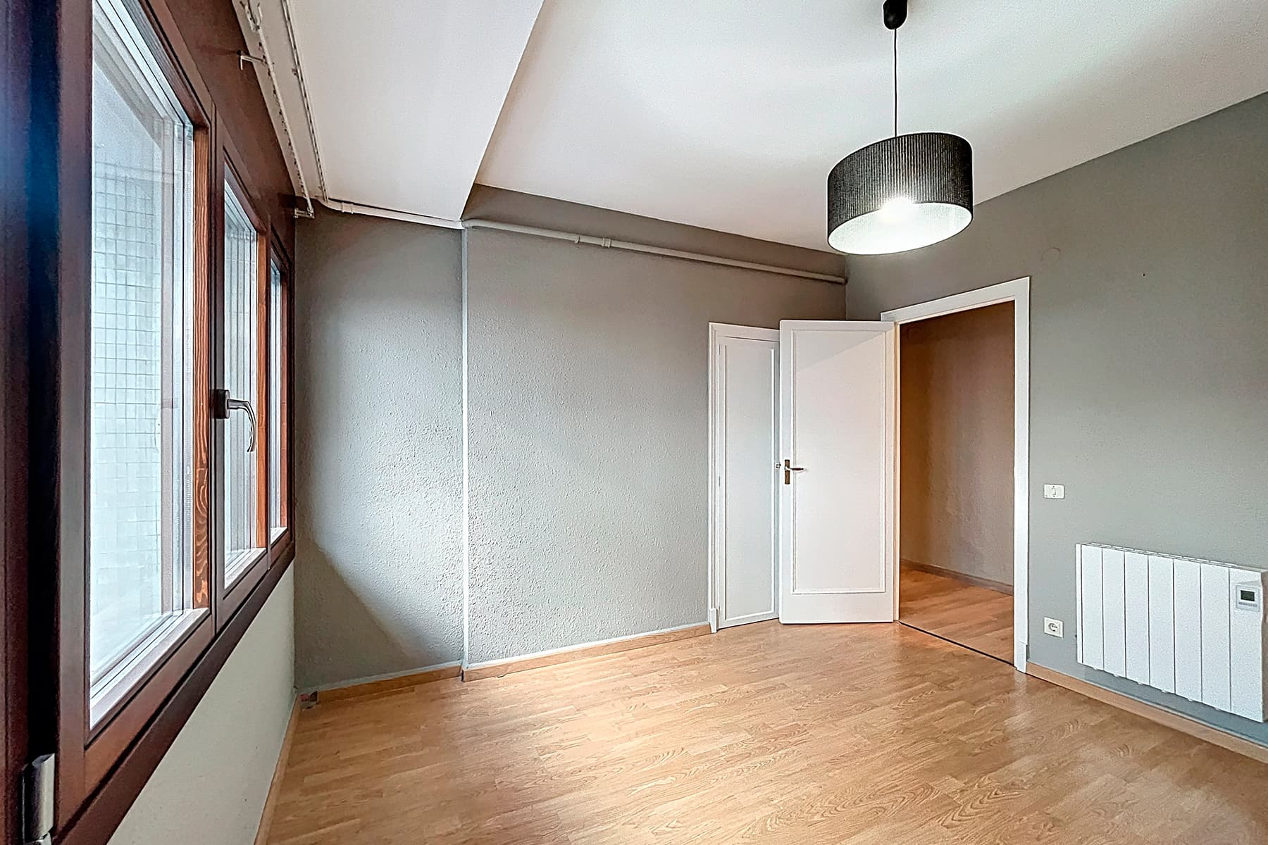 Situat en el cor vibrant del Centre Comercial d'A - Thumbnail 19