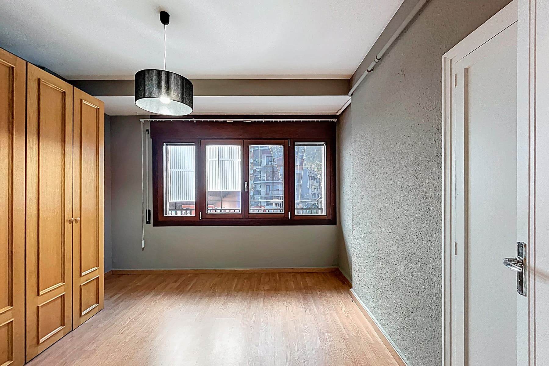 Situat en el cor vibrant del Centre Comercial d'A - Thumbnail 20