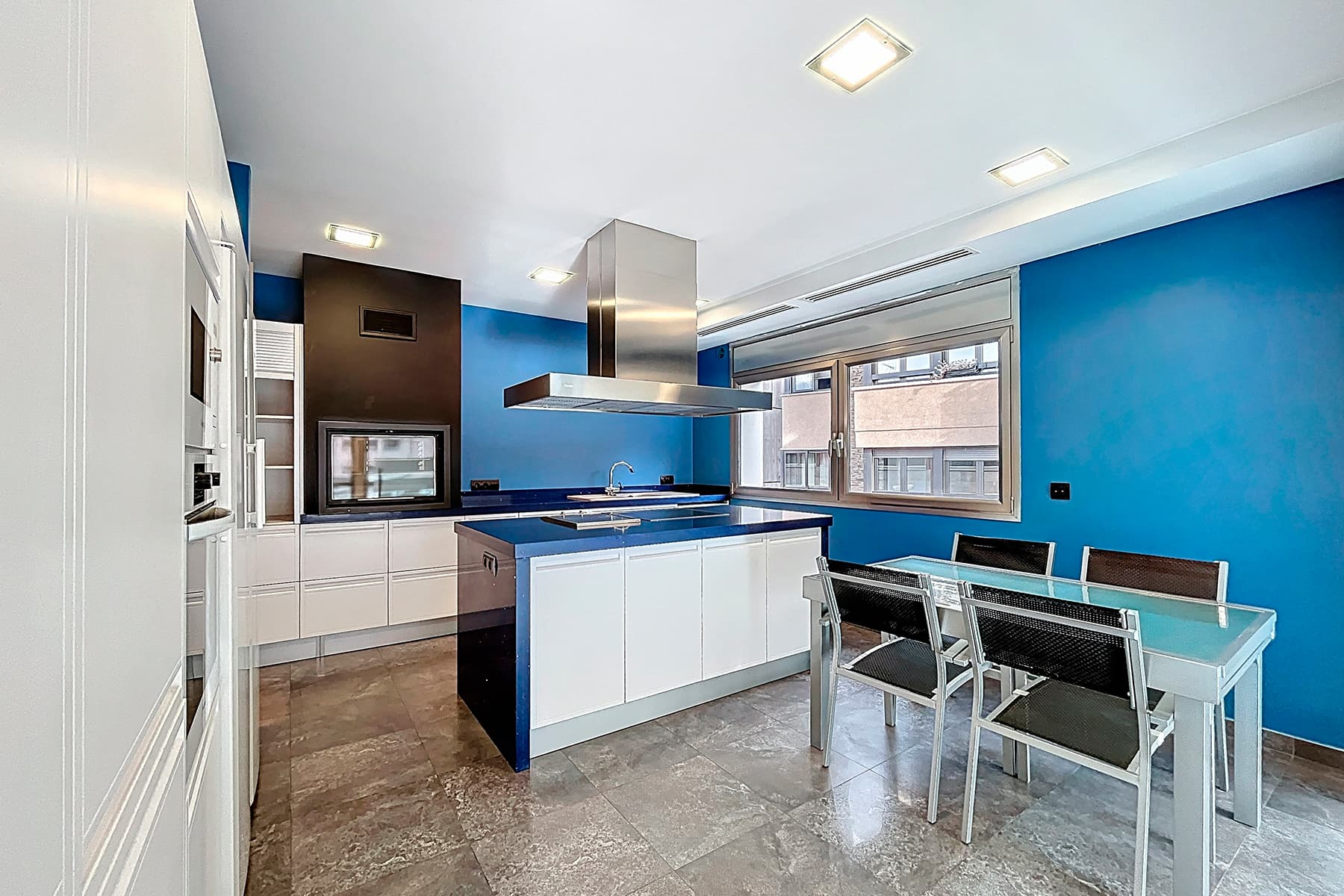 Es presenta aquest àtic singular de 215,05 m², s - Thumbnail 20