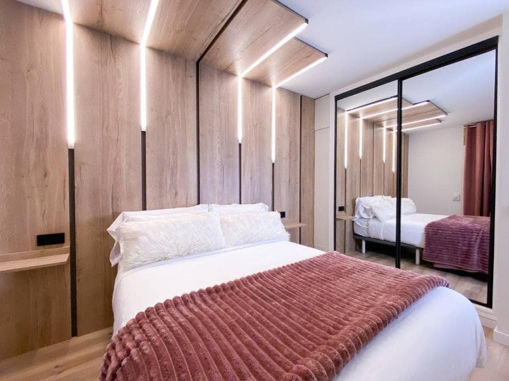 80 Avinguda de Joan Martí Piso 1, Puerta 2, AD200 Encamp, Andorra - Image 1