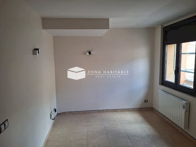 Pis cèntric i lluminós al Pas de la Casa, a peu de pistes - Thumbnail 3