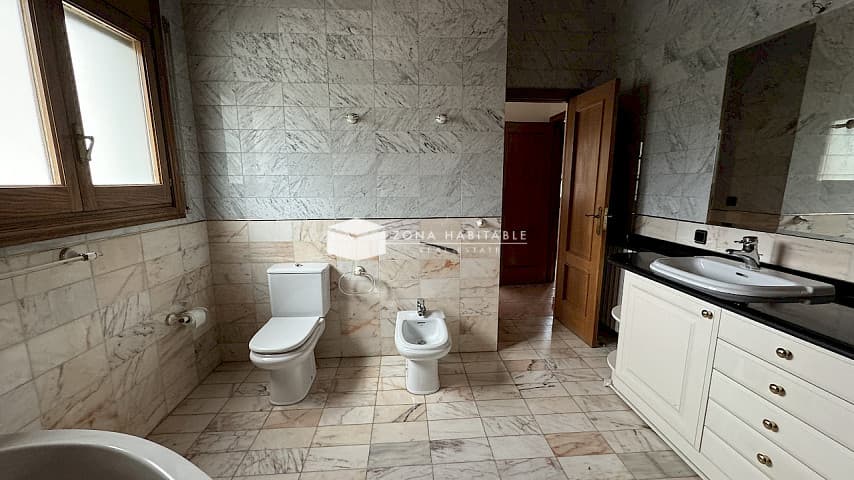 Descobreix aquest ampli àtic dúplex en lloguer al cor de la ciutat de la massana - Thumbnail 11