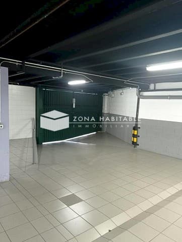 Exclusiu pis de luxe a Andorra la Vella, a la zona més cobejada i tranquil·la, a un pas de l’Embaixada Francesa i el Park Hotel. - Thumbnail 16