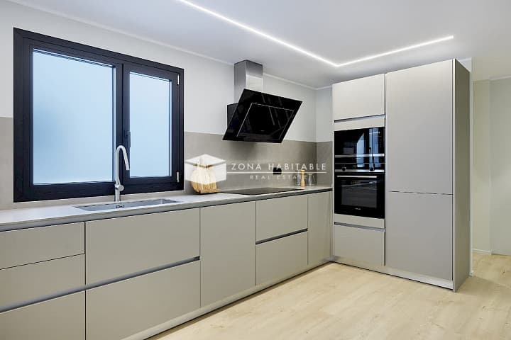 Fantàstic àtic dúplex en venda al centre d’Andorra la Vella - Thumbnail 2