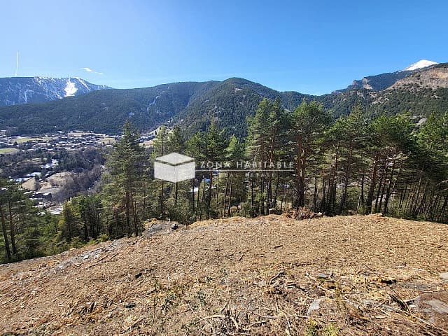 Parcel·la Exclusiva a La Massana: Ubicació Privilegiada i Vistes de Somni - Thumbnail 10