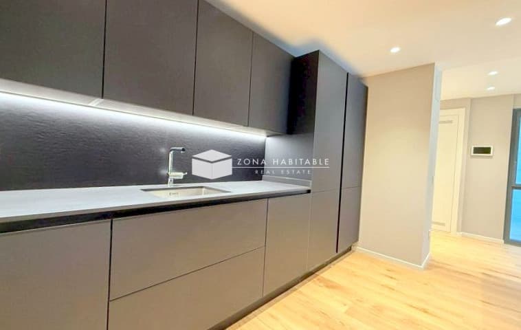 Pis de lloguer d’obra nova al cor d’Escaldes amb zona habitable lluminosa - Image 1