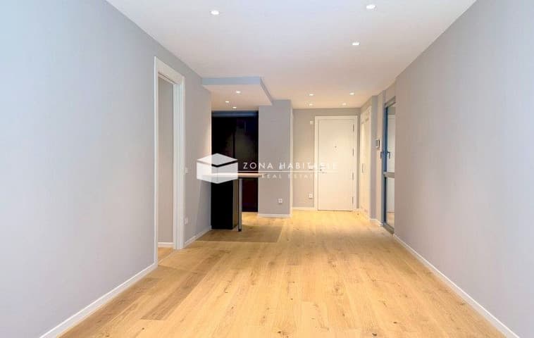 Pis de lloguer d’obra nova al cor d’Escaldes amb zona habitable lluminosa - Thumbnail 2