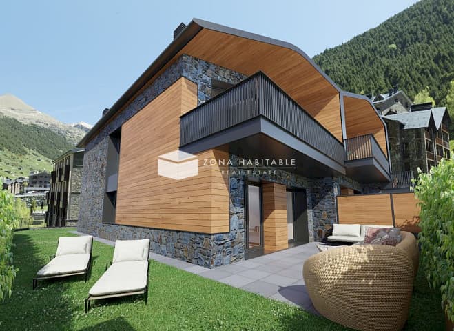 "Descobreix una vida de luxe i confort a les nostres residències exclusives, on l'elegància es combina amb la funcionalitat per oferir-te la llar dels teus somnis." - Thumbnail 7