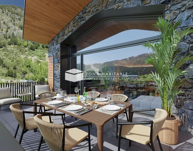 "Descobreix una vida de luxe i confort a les nostres residències exclusives, on l'elegància es combina amb la funcionalitat per oferir-te la llar dels teus somnis." - Image 1