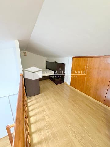 Àtic amb altell, terrassa i vistes al Tarter – pàrquing i traster inclosos - Thumbnail 8