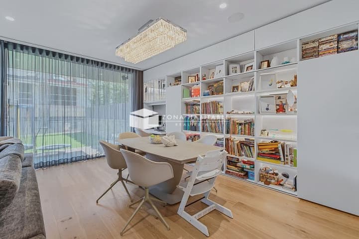 Casa amb jardí i terrasses a Escàs – espai, llum i confort en estat pur - Thumbnail 5